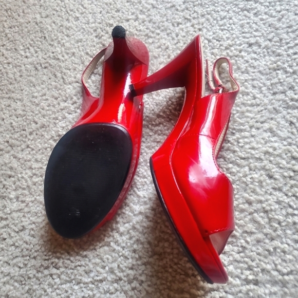 Nine West Peep-Toe Slingback Red Pumps - Picture 5 of 7